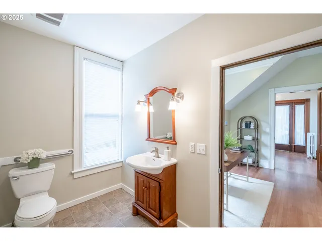 $685,000 | 142 Southwest 8th Street, Corvallis, OR 97333