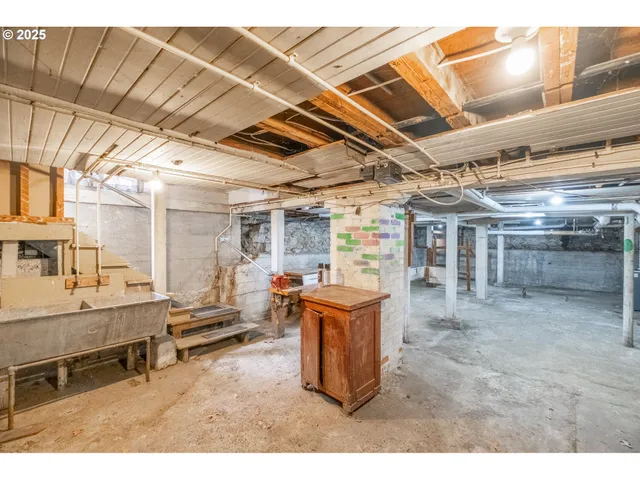 $685,000 | 142 Southwest 8th Street, Corvallis, OR 97333