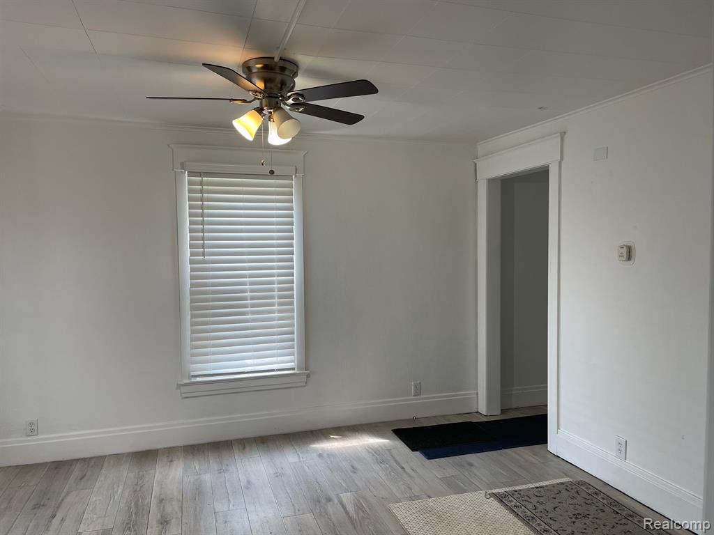7562 Miller Road Swartz Creek, MI 48473 - Photo 6 of 8
