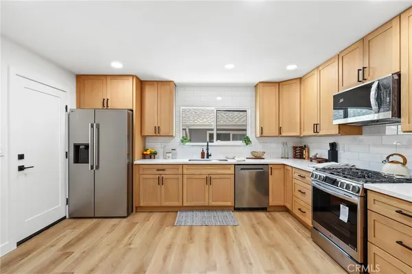 $1,280,000 | 220 Gwynwood Avenue, La Habra, CA 90631