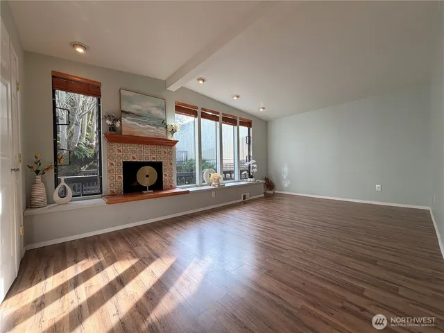 $1,249,999 | 3217 East Madison Street, Seattle, WA 98112
