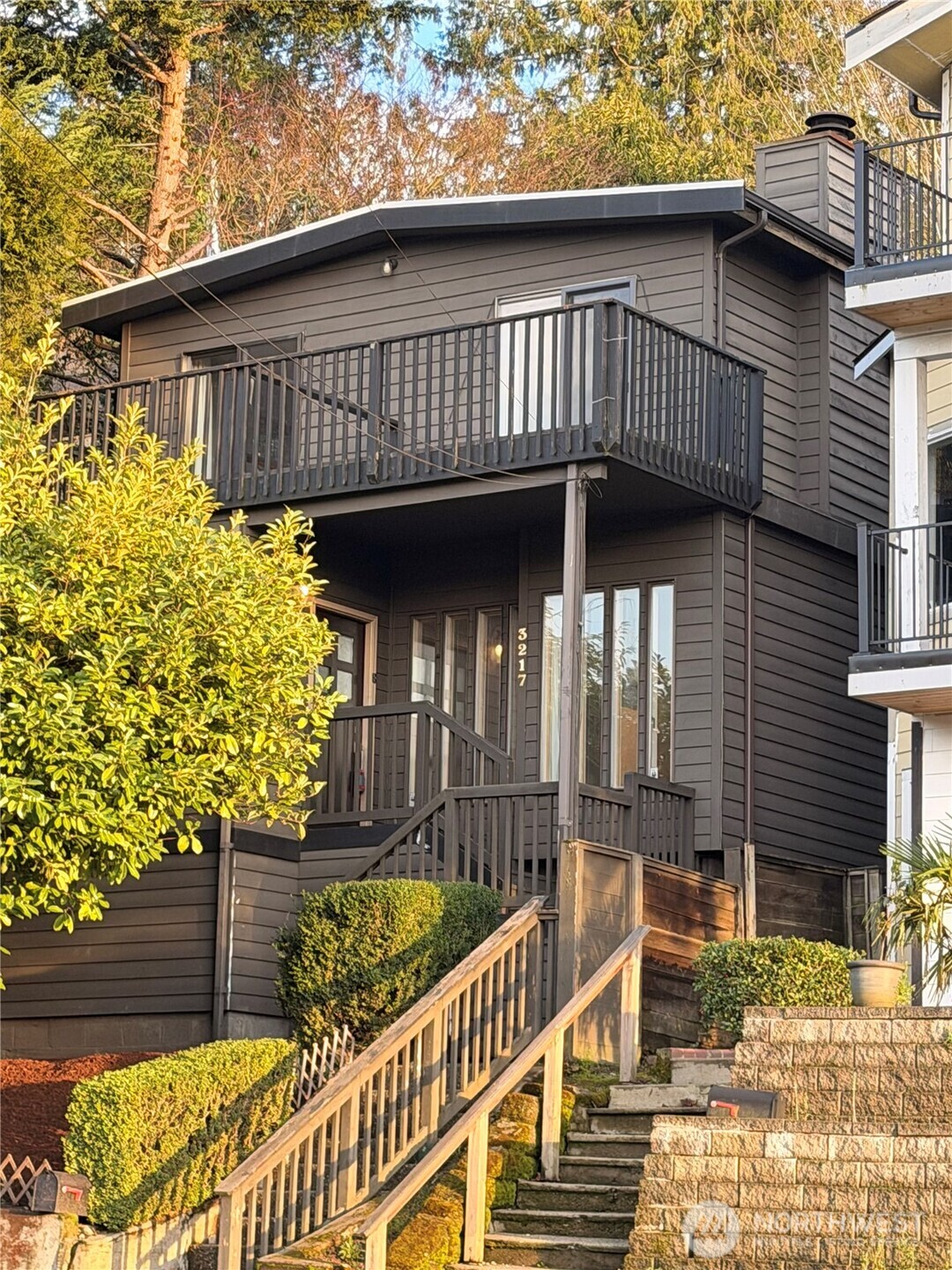 3217 East Madison Street Seattle, WA 98112 - Photo 2 of 40