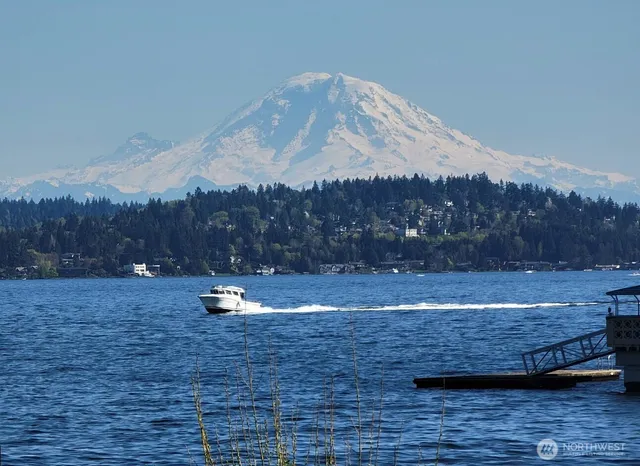 $1,249,999 | 3217 East Madison Street, Seattle, WA 98112