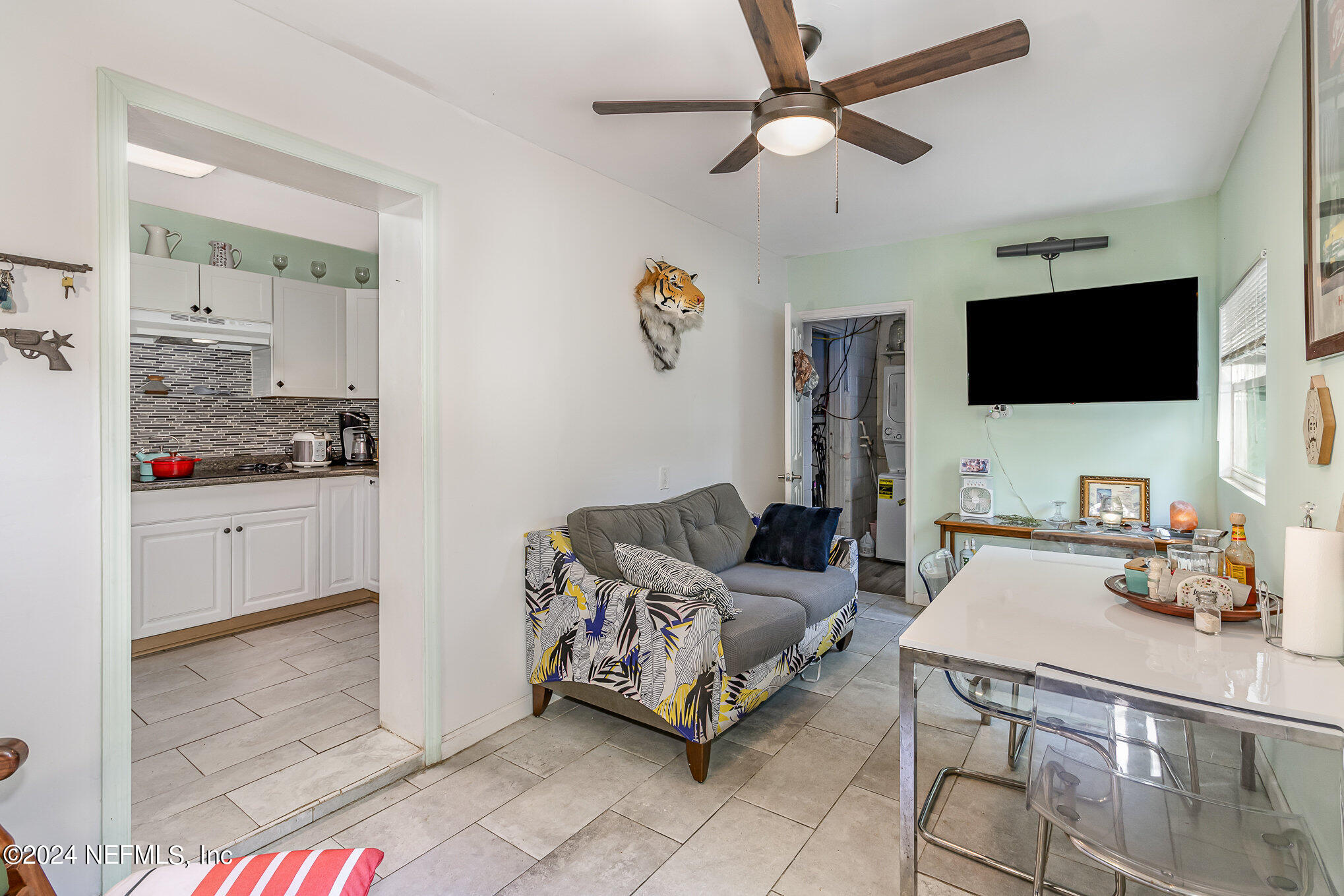 3162 Kline Road Jacksonville, FL 32246 - Photo 7 of 24 007_3162klinerd_15-edit