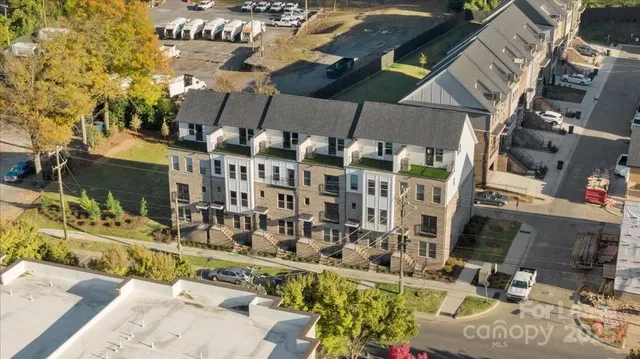 a car parked in front of a building