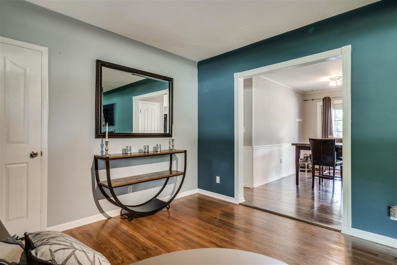 2174 West Reid Road Flint, MI 48507 - Photo 4 of 33 Gallery Image 4
