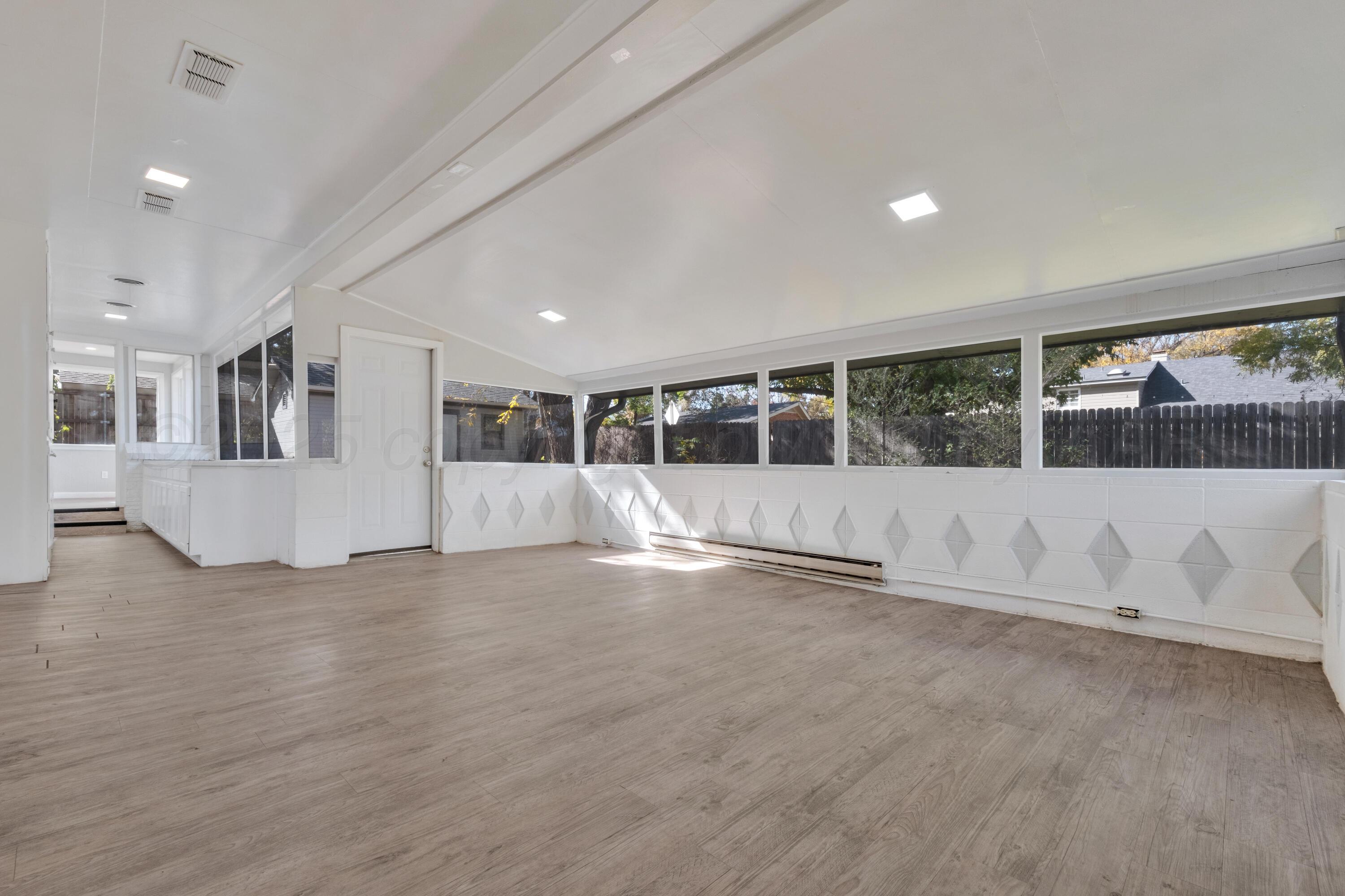 3700 Paramount Boulevard Amarillo, TX 79109 - Photo 15 of 40 a view of an empty room with a window