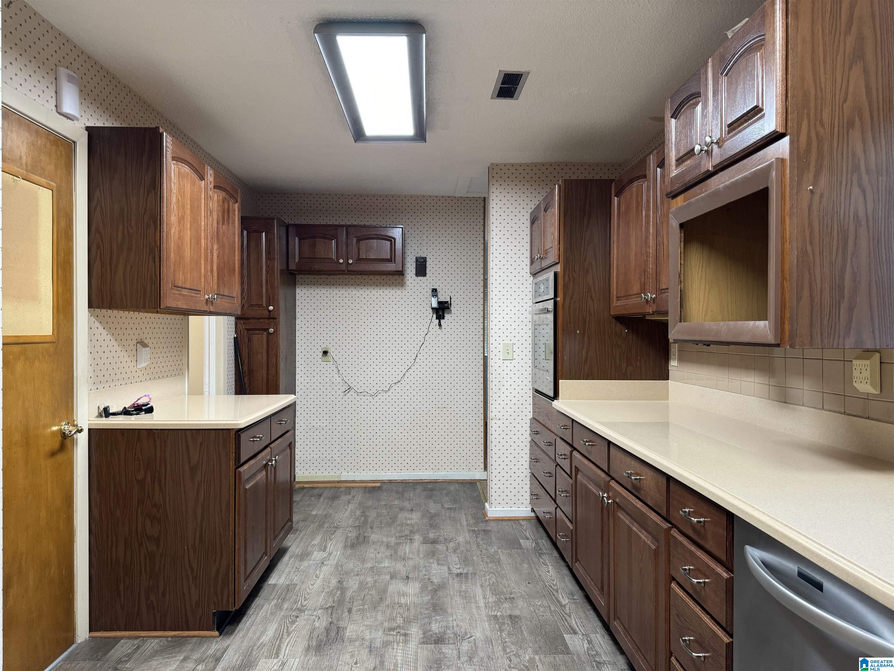 1109 Hardwick Lane Birmingham, AL 35209 - Photo 46 of 60