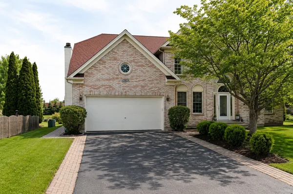 $585,000 | 13623 Eagles Perch Court, Plainfield, IL 60544