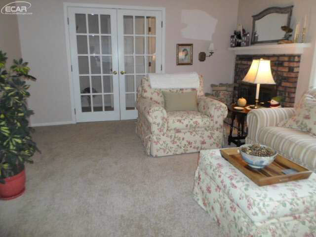 4355 Calkins Road Flint, MI 48532 - Photo 7 of 75 20459182-6.JPG