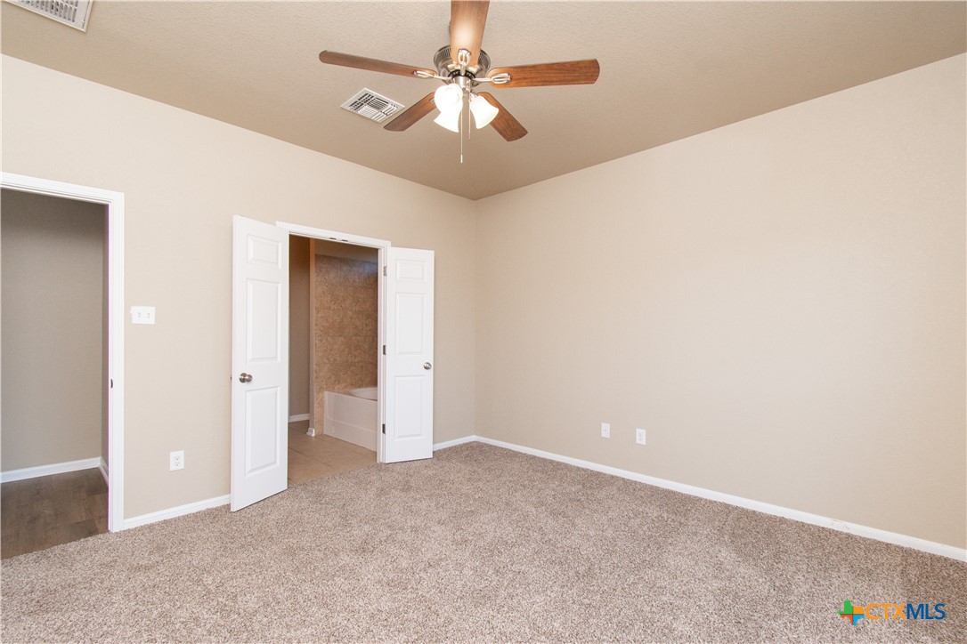 8020 Hawthorn Temple, TX 76502 - Photo 11 of 26