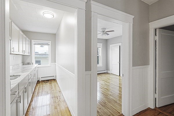 10 Ellsworth Street Worcester, MA 01610 - Photo 24 of 36