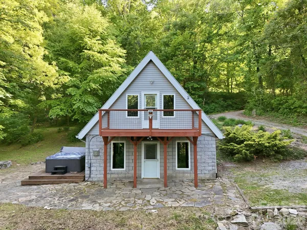 $500,000 | 98 Sparkling Springs Road, Fairview, NC 28730