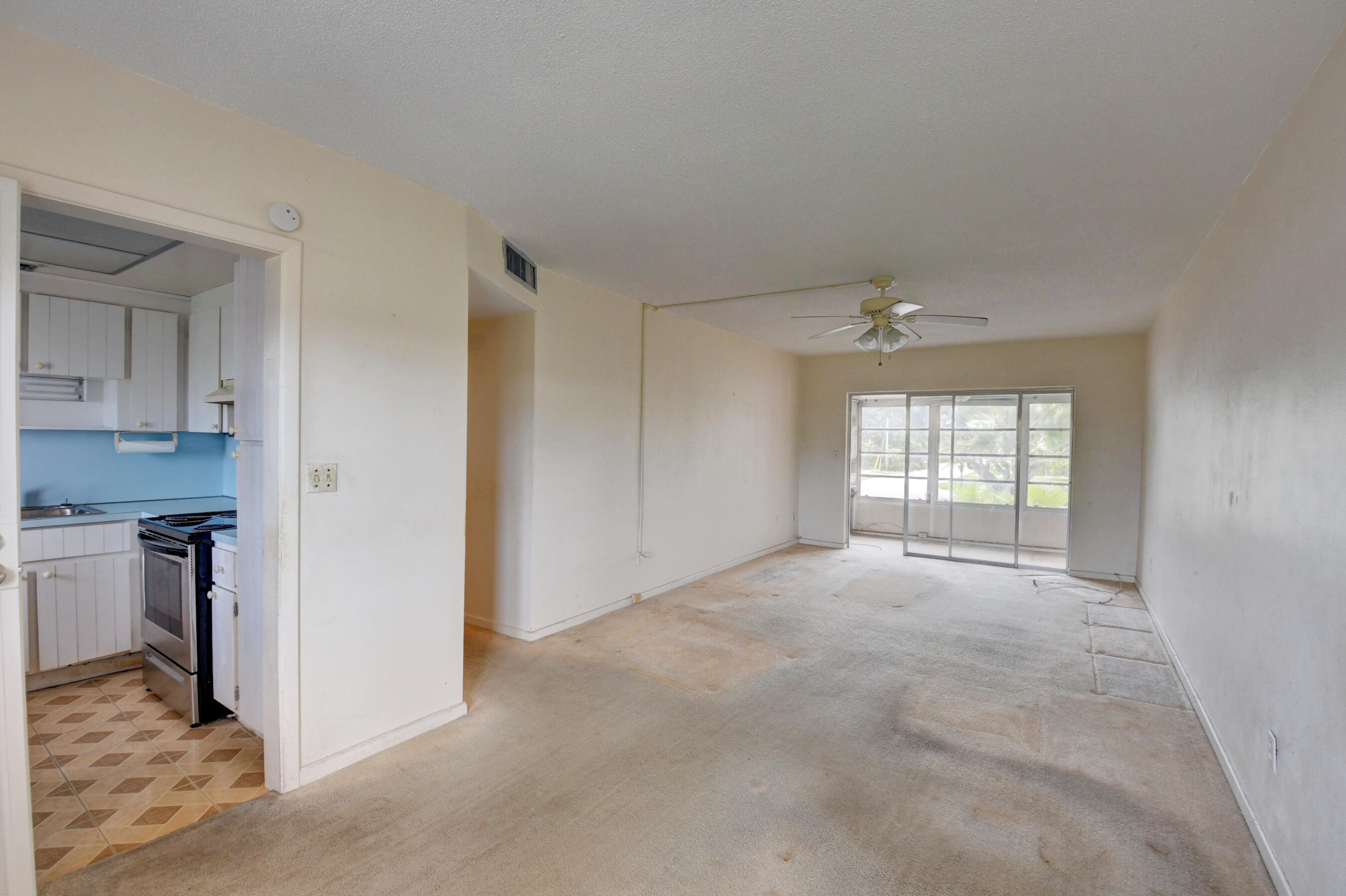 300 Northeast 20th Street, Unit 204 Boca Raton, FL 33431 - Photo 9 of 20 11_dsc_3242_3_4_5_6