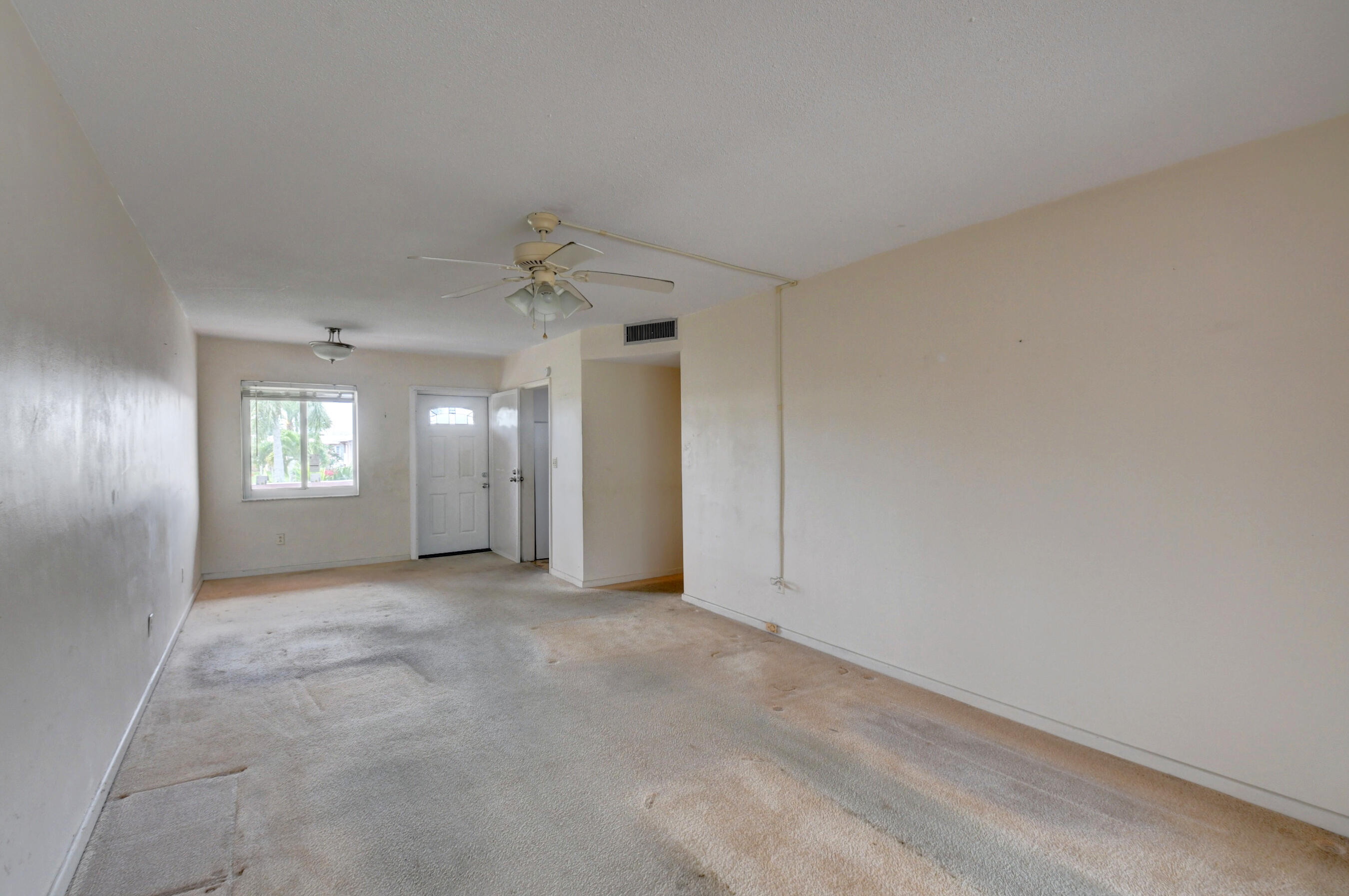 300 Northeast 20th Street, Unit 204 Boca Raton, FL 33431 - Photo 10 of 20 12_dsc_3247_48_49_50_51