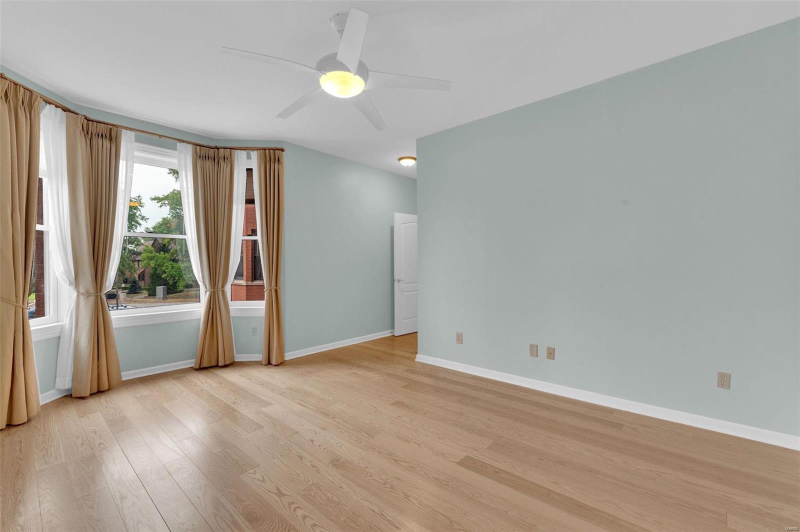 750 South Hanley Road, Unit 200 St. Louis, MO 63105 - Photo 12 of 25