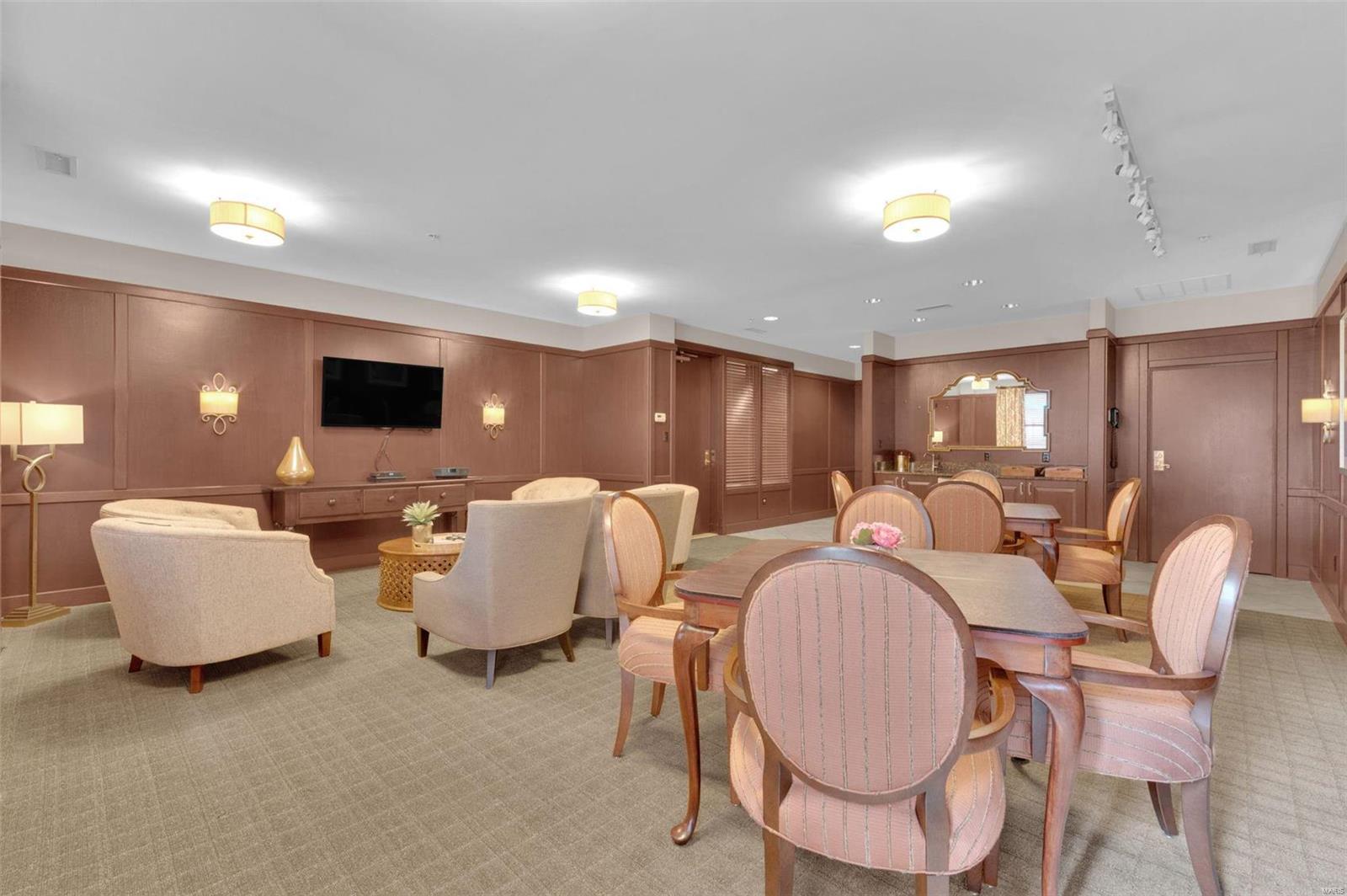 750 South Hanley Road, Unit 200 St. Louis, MO 63105 - Photo 24 of 25