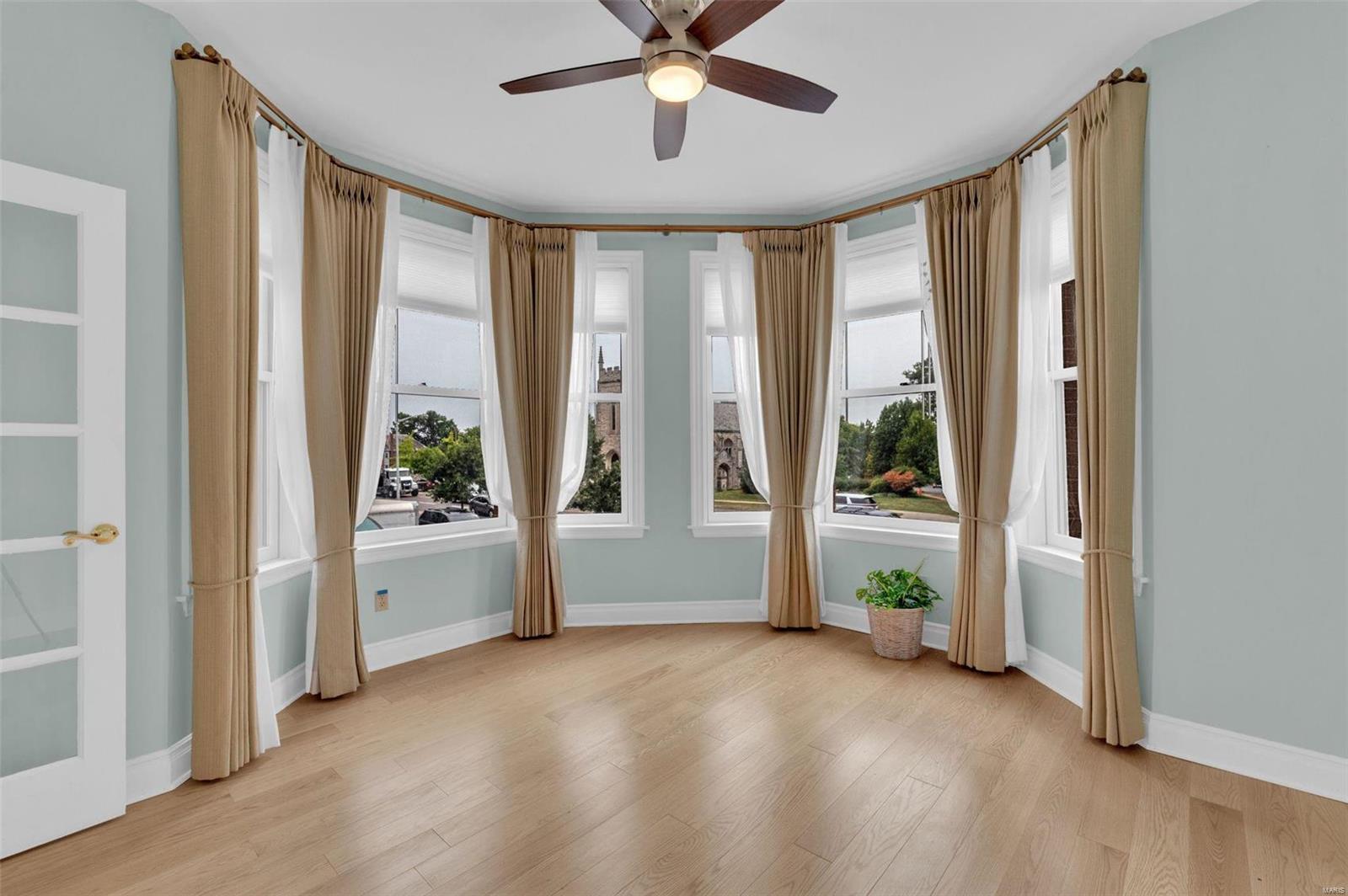 750 South Hanley Road, Unit 200 St. Louis, MO 63105 - Photo 9 of 25