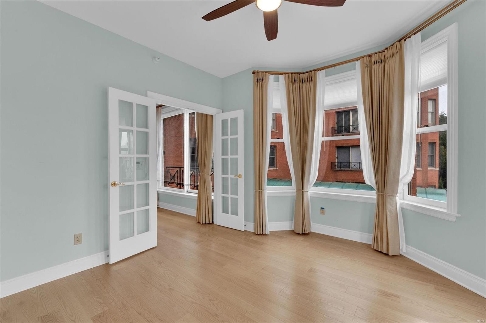 750 South Hanley Road, Unit 200 St. Louis, MO 63105 - Photo 10 of 25