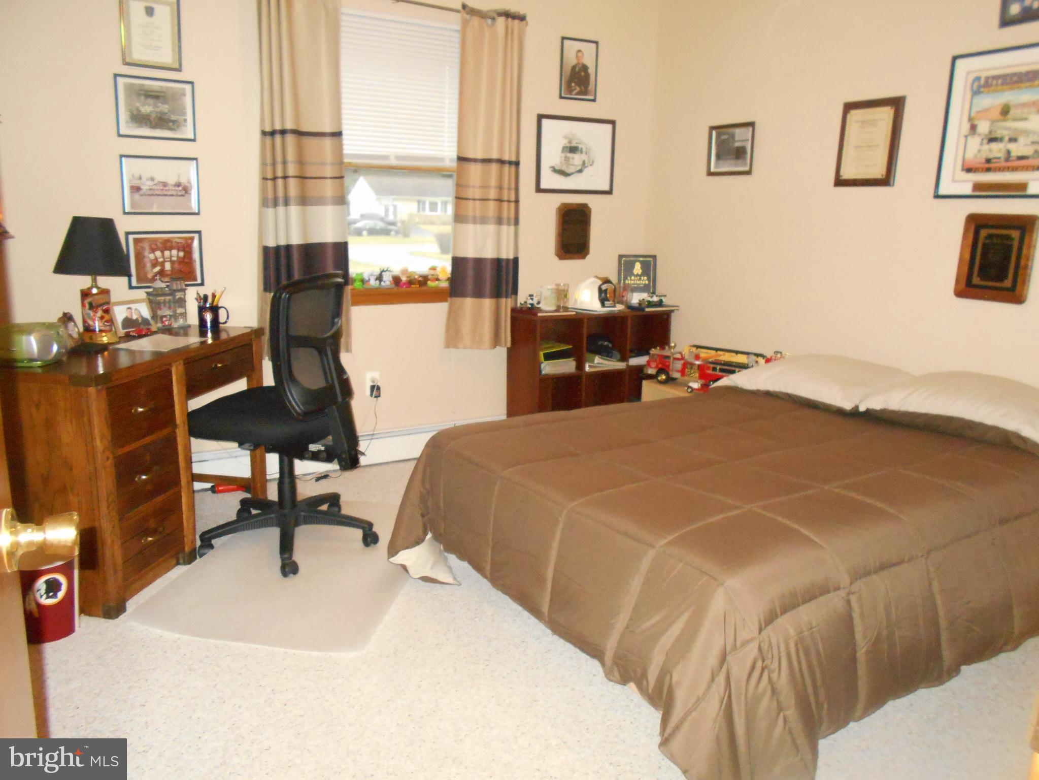 6012 Adamstown Road Adamstown, MD 21710 - Photo 26 of 30 Bedroom