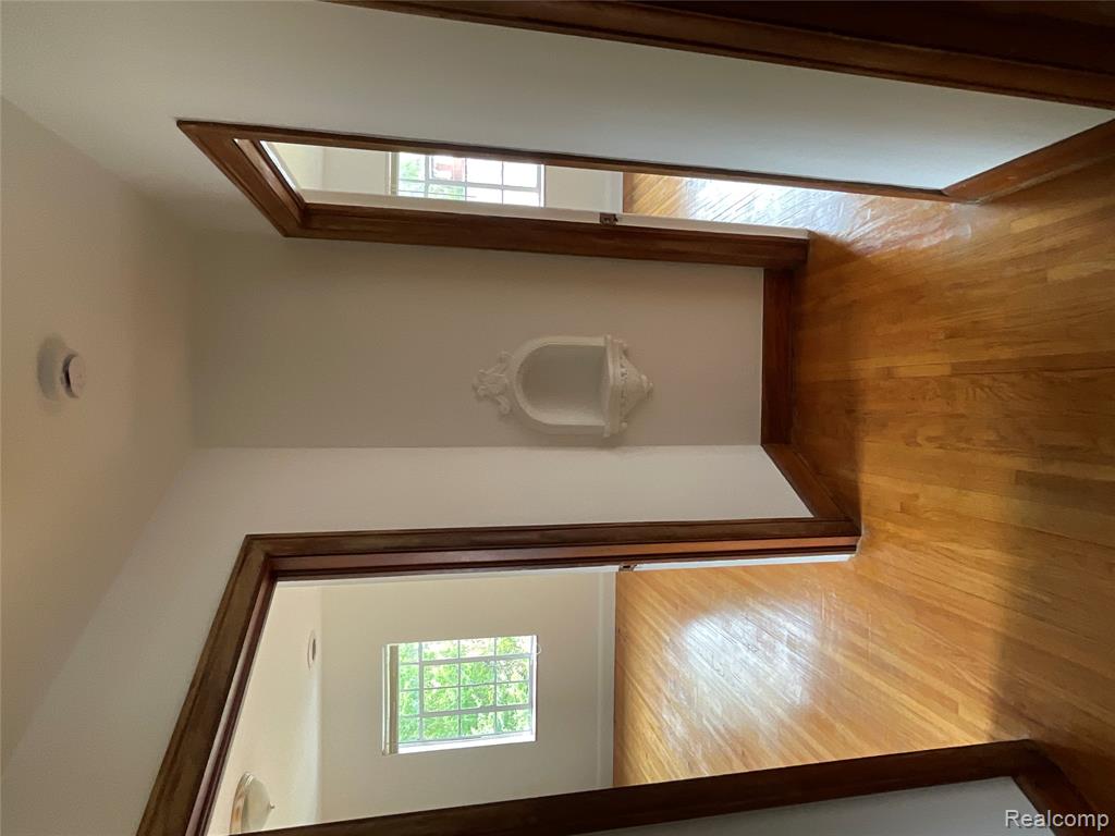 15763 Ashton Road Detroit, MI 48223 - Photo 27 of 43