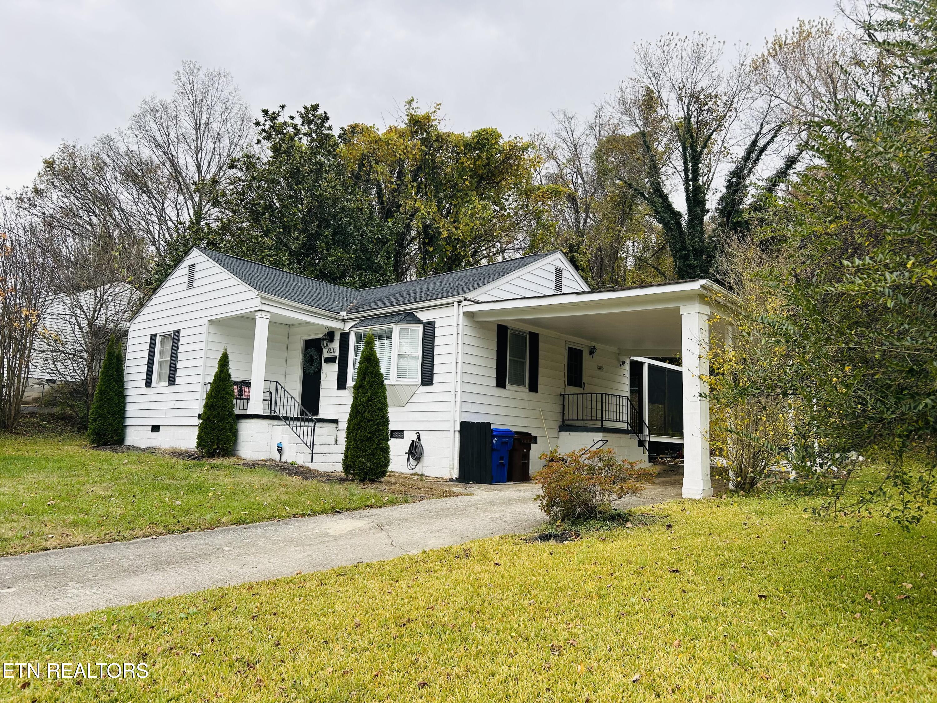 650 Robertsville Road Oak Ridge, TN 37830 - Photo 4 of 20 IMG_2080