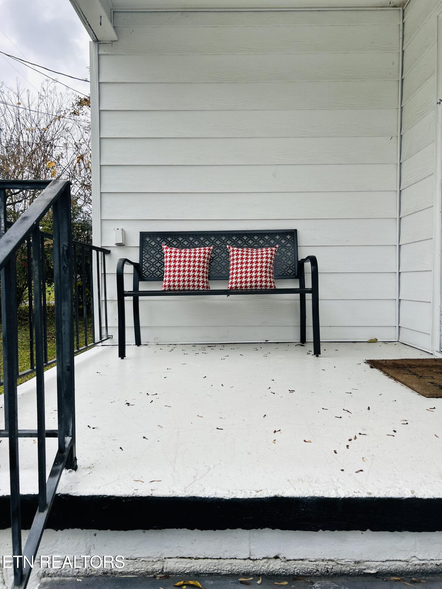 650 Robertsville Road Oak Ridge, TN 37830 - Photo 8 of 20 IMG_2068