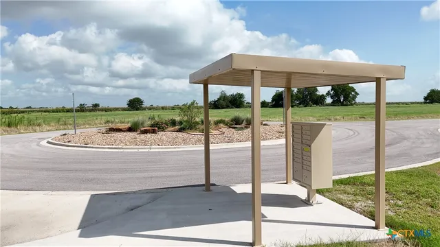 a view of a park with porch