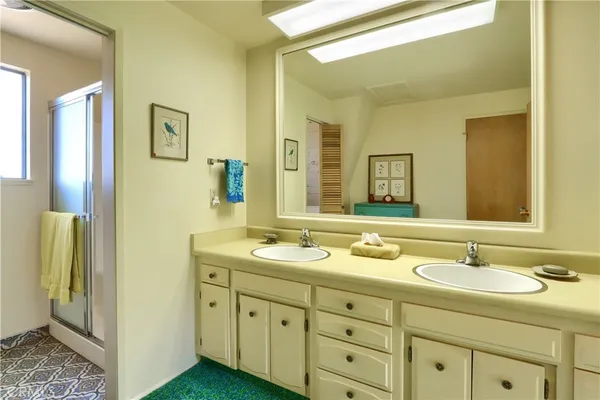 a view of a backyard with a garden and plants