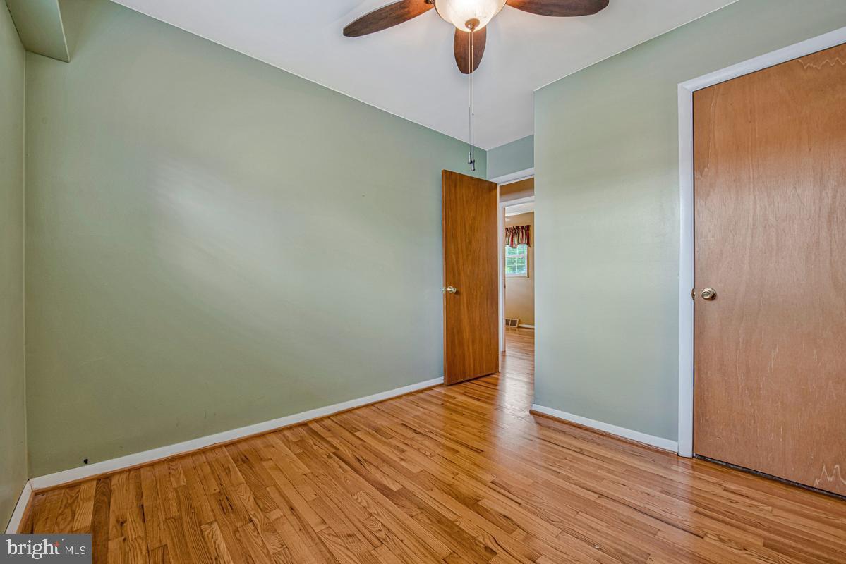 26 Kempton Road Glen Burnie, MD 21060 - Photo 20 of 35