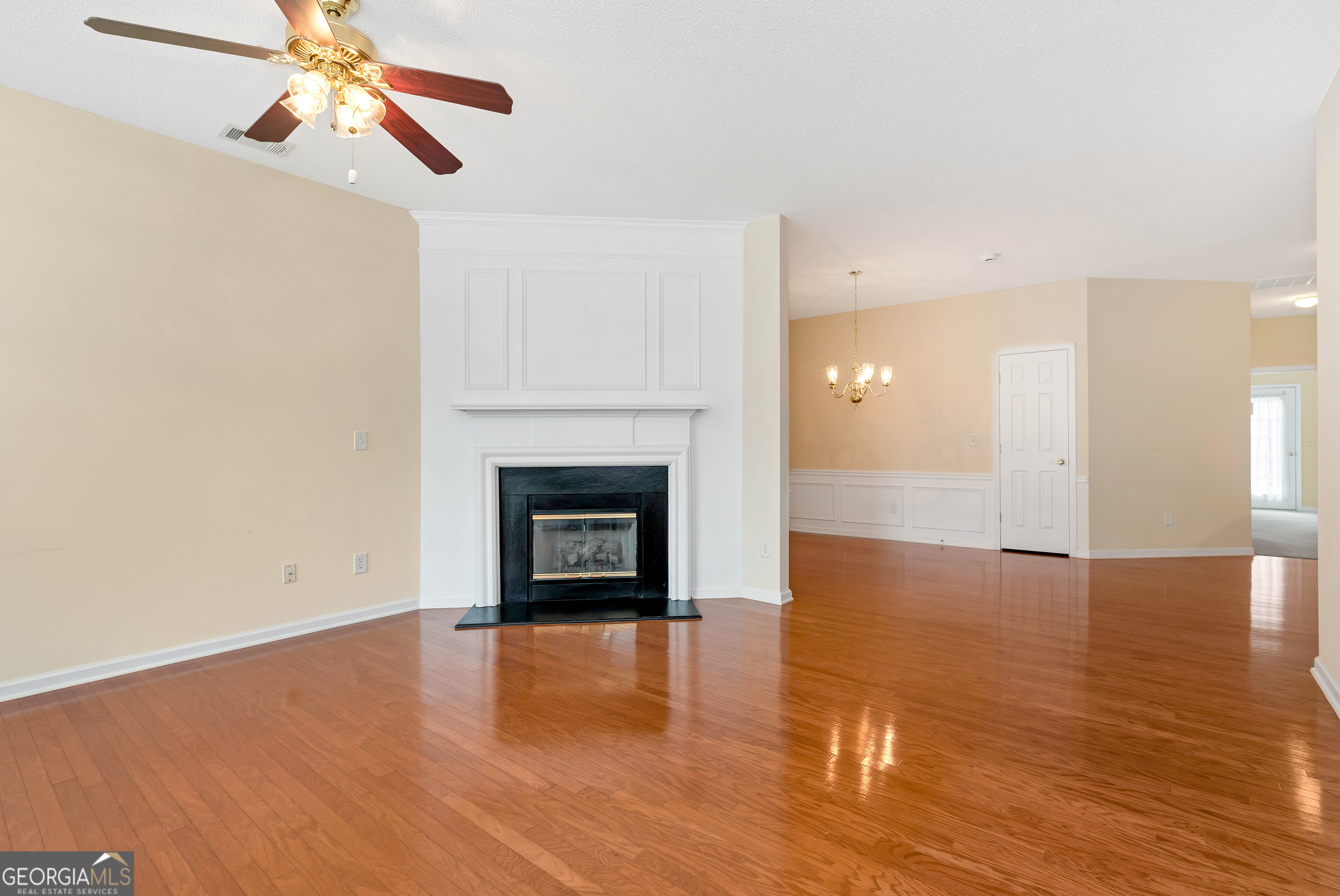 402 Copeland Street Southwest Grayson, GA 30017 - Photo 6 of 41