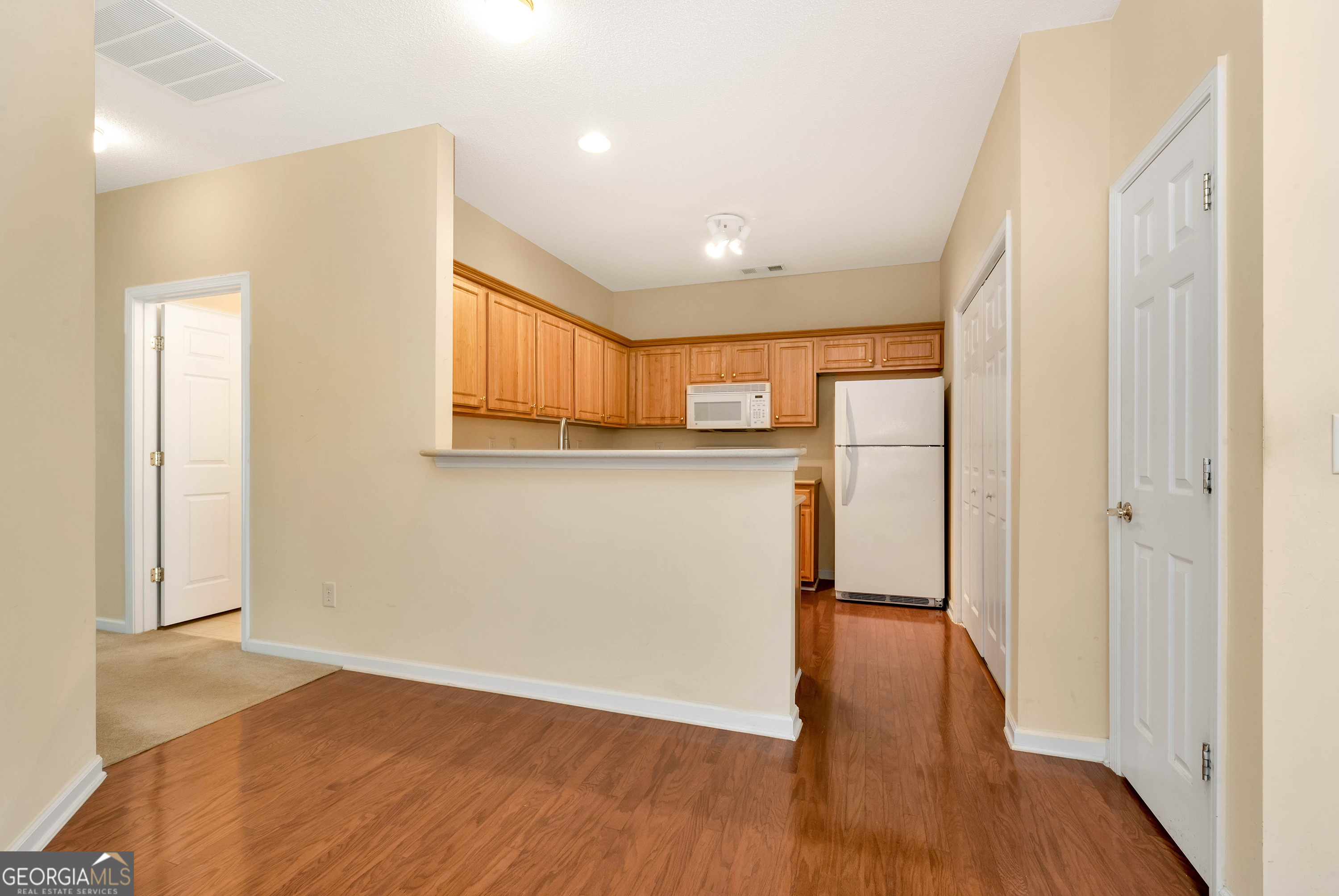 402 Copeland Street Southwest Grayson, GA 30017 - Photo 10 of 41