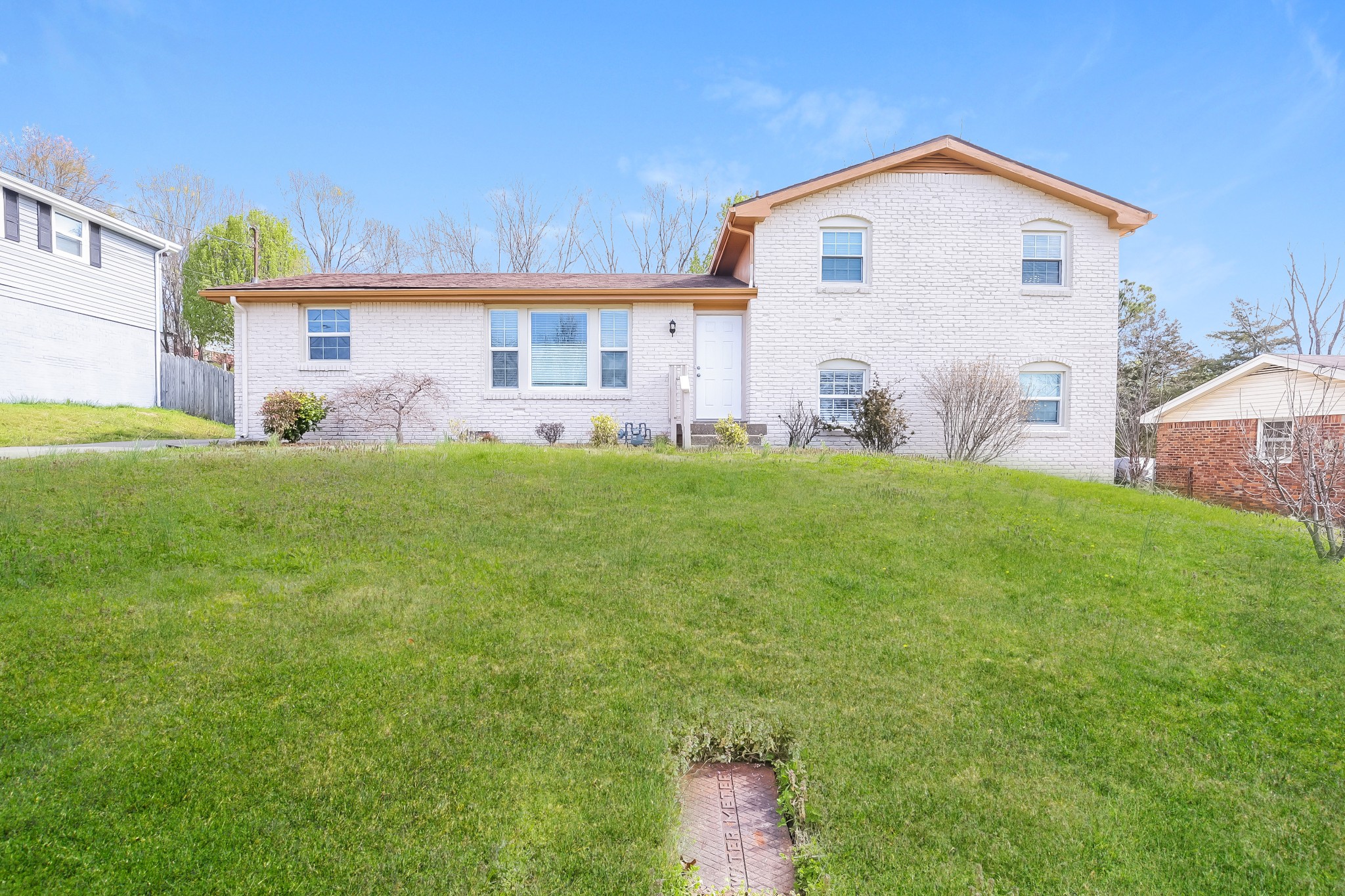 2636 Ravine Drive Nashville, TN 37217 - Photo 3 of 15