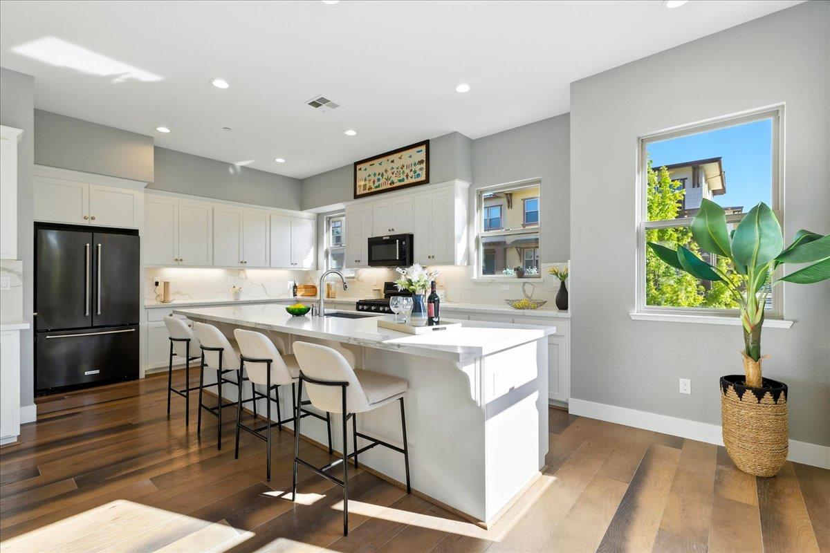 324 Cherokee Loop Mountain View, CA 94043 - Photo 15 of 62