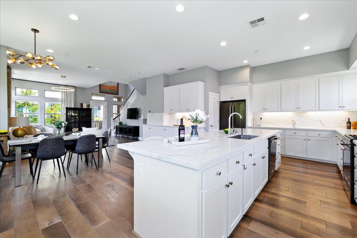 324 Cherokee Loop Mountain View, CA 94043 - Photo 18 of 62