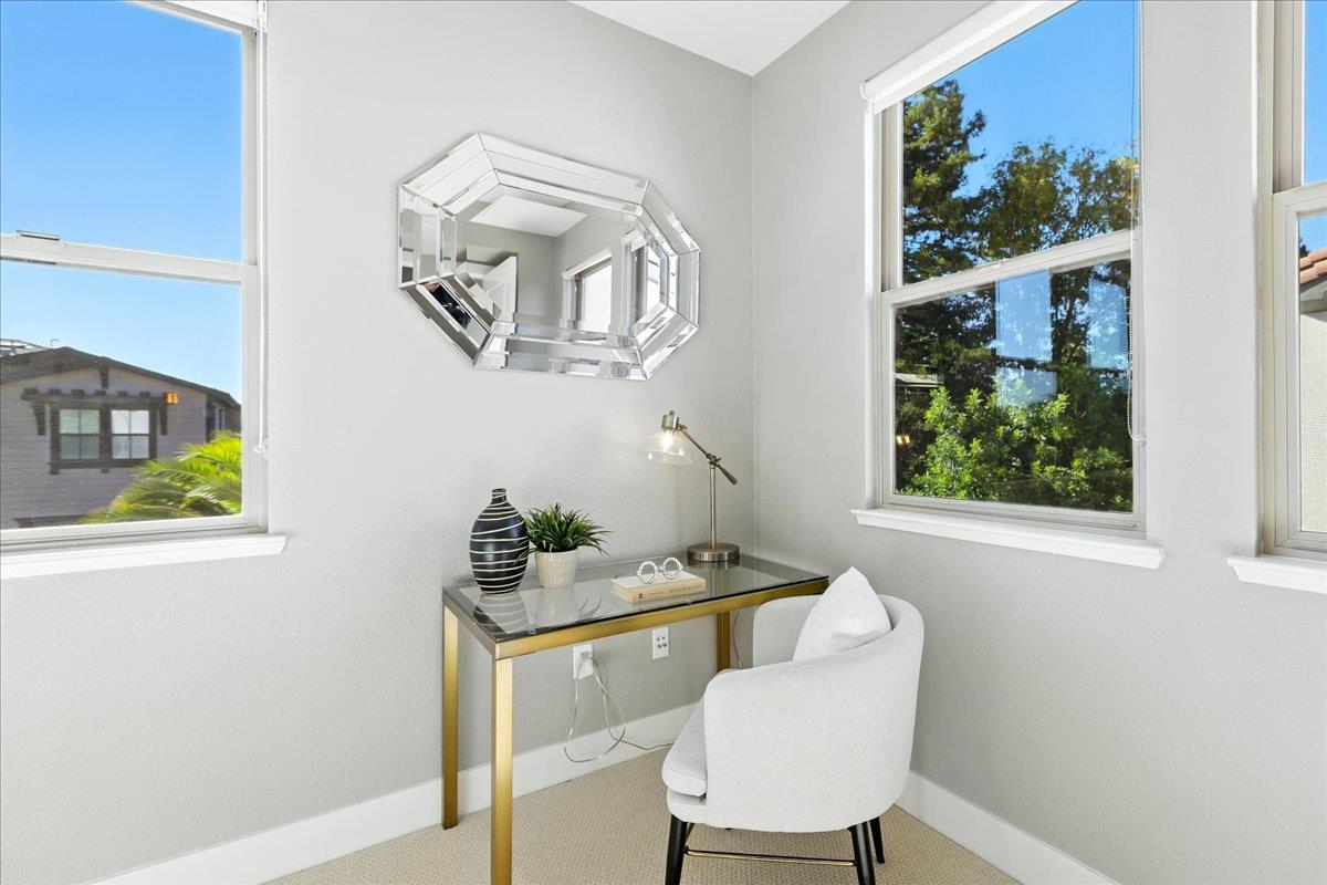 324 Cherokee Loop Mountain View, CA 94043 - Photo 32 of 62 a living room with furniture and a window