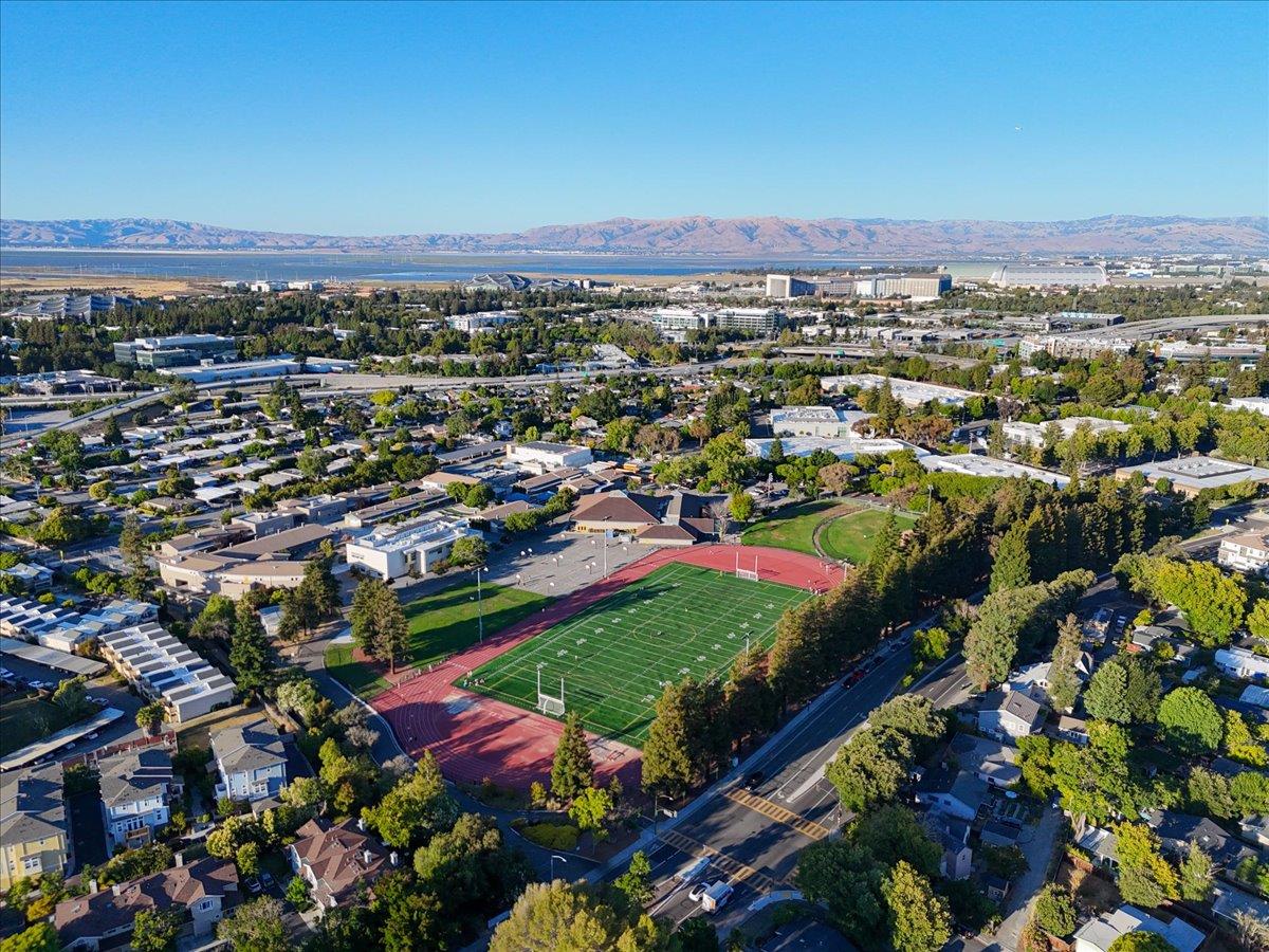 324 Cherokee Loop Mountain View, CA 94043 - Photo 53 of 62 a view of a city