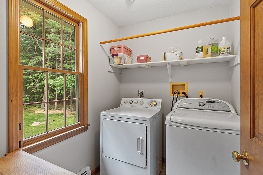 563 Hilltop Road Lancaster, MA 01523 - Photo 21 of 42 Gallery Image 21