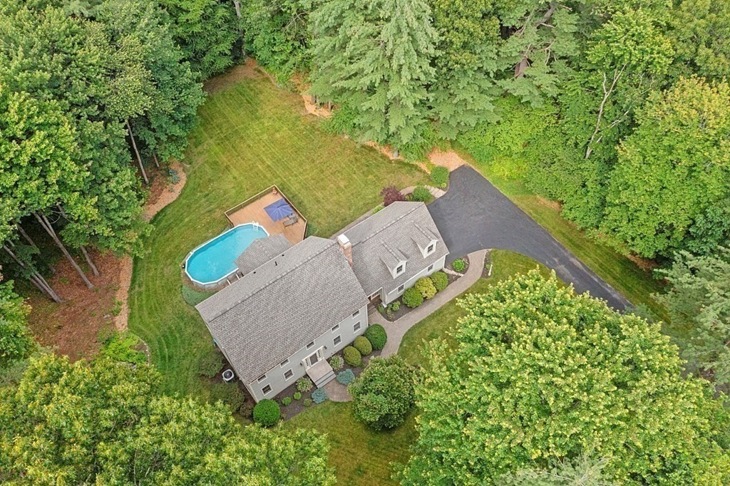 563 Hilltop Road Lancaster, MA 01523 - Photo 40 of 42 Gallery Image 40