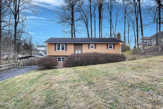 $339,900 | 114 Revere Circle, Elizabethton, TN 37643