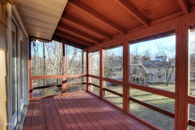 $339,900 | 114 Revere Circle, Elizabethton, TN 37643