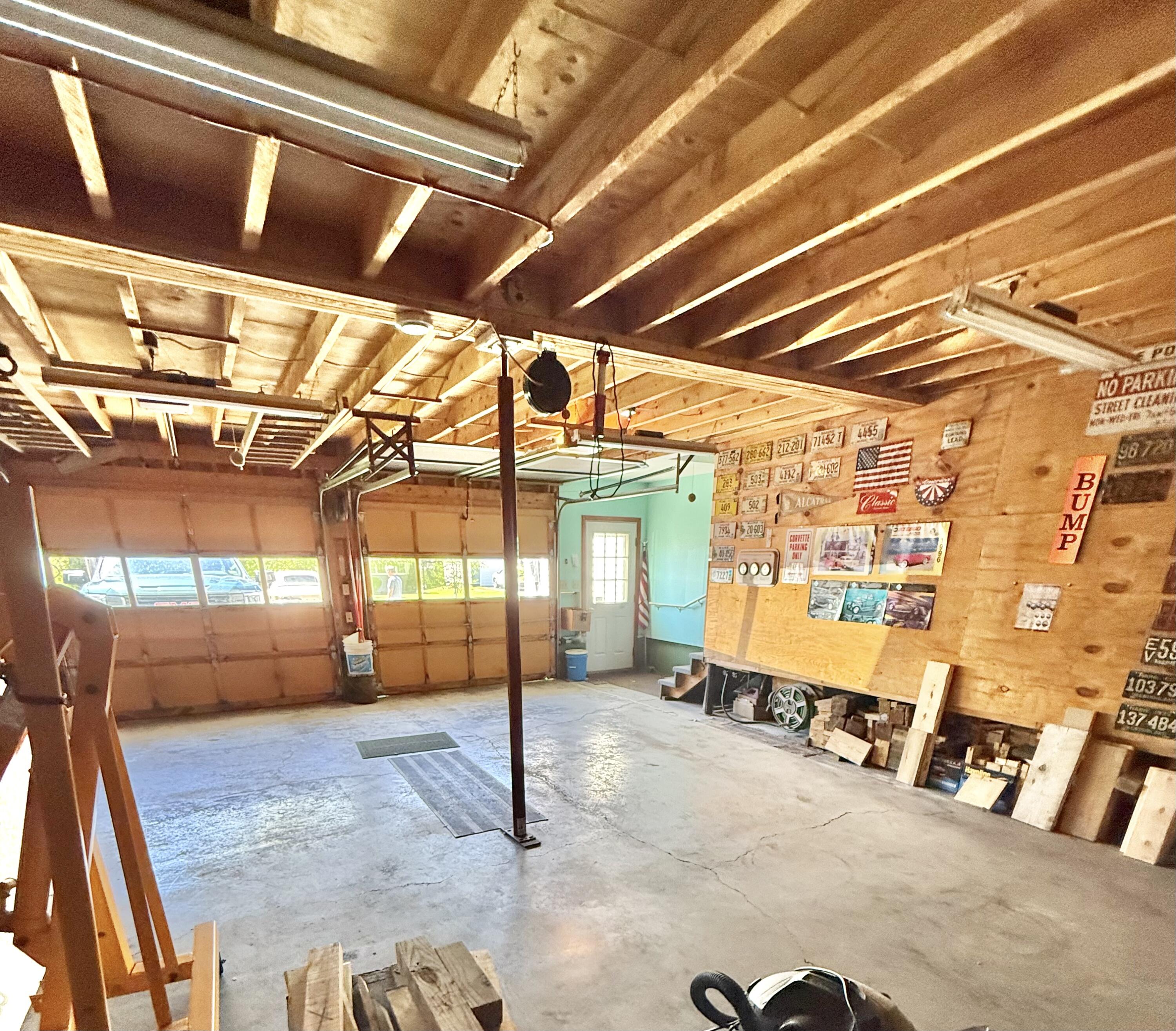 71 Hardy Street Presque Isle, ME 04769 - Photo 47 of 54 Garage