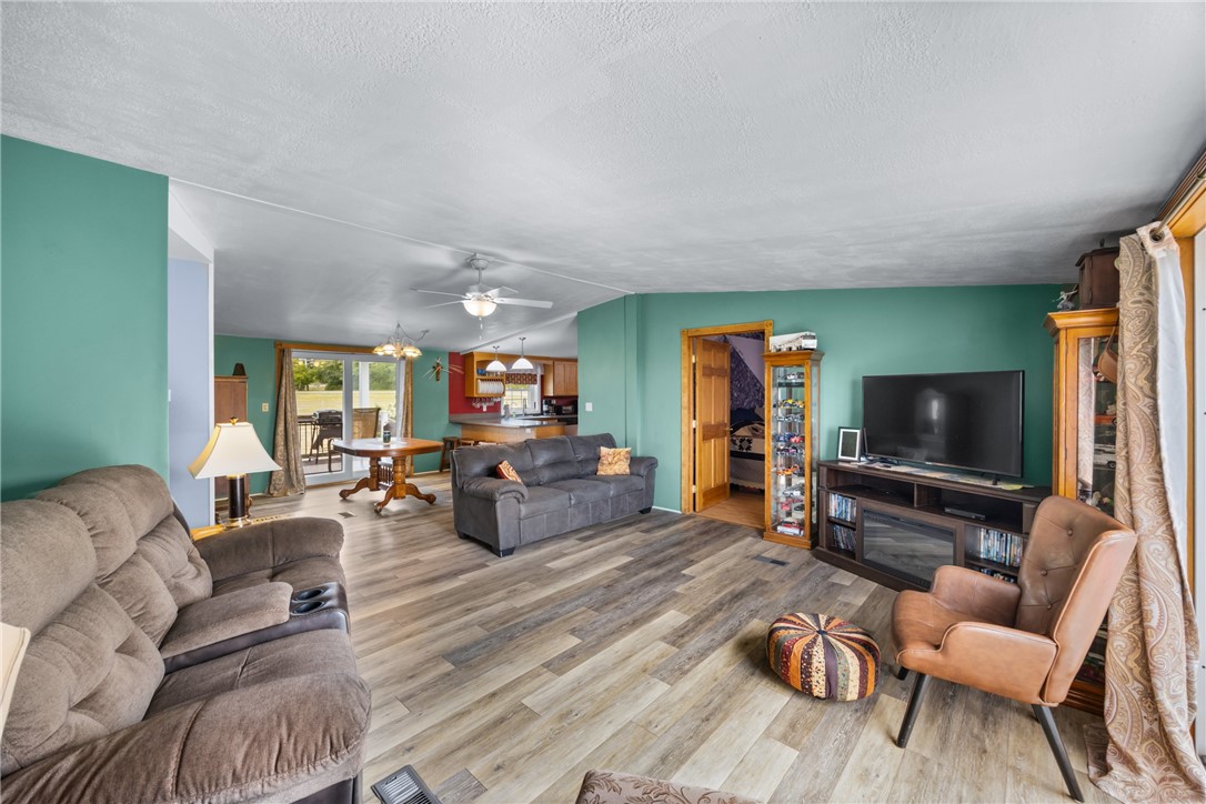 3425 County House Road Jerusalem, NY 14527 - Photo 23 of 50 Living Room