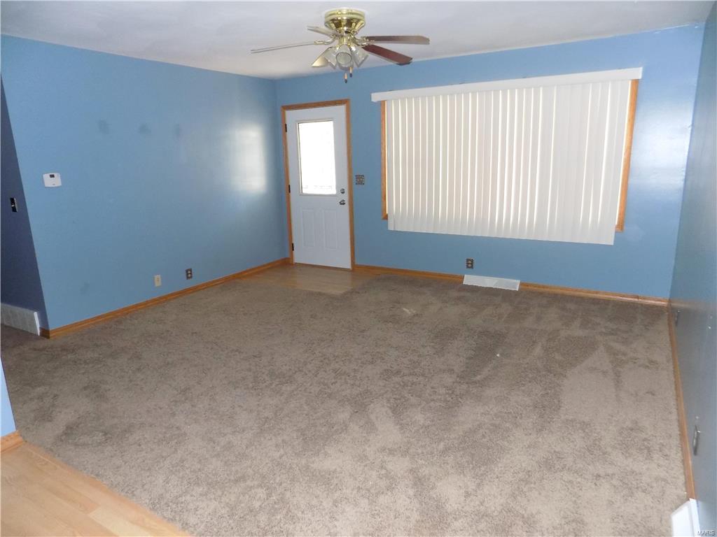 26 Birchwood Road Litchfield, IL 62056 - Photo 11 of 26 Gallery Image 11