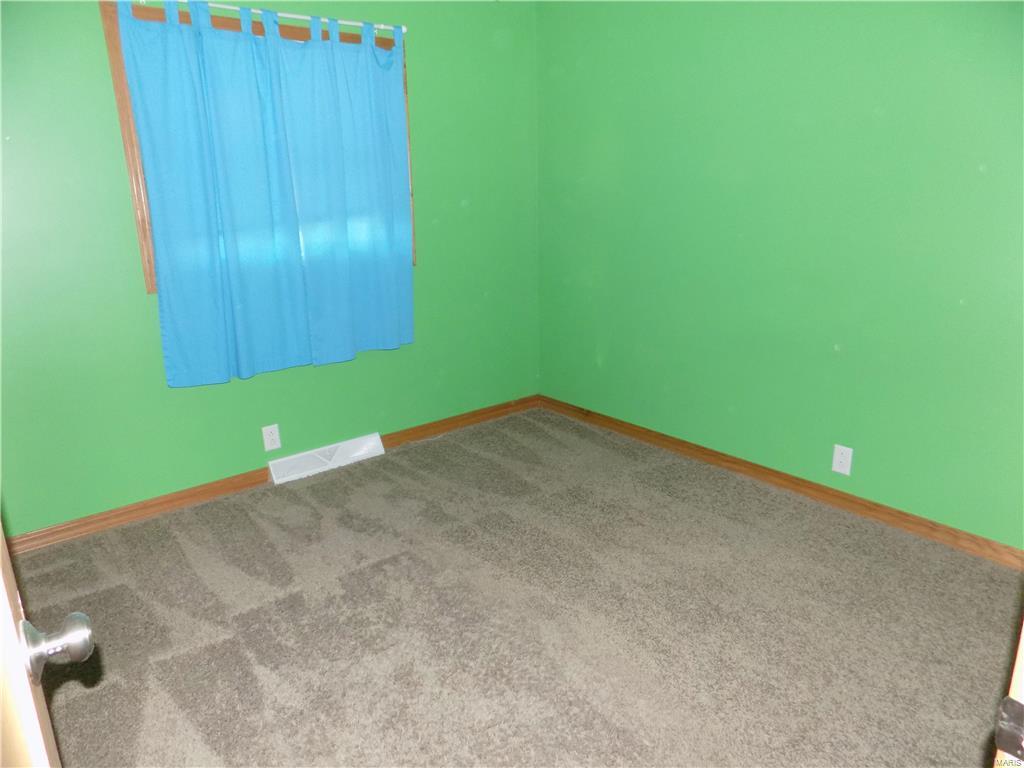 26 Birchwood Road Litchfield, IL 62056 - Photo 16 of 26 Gallery Image 16
