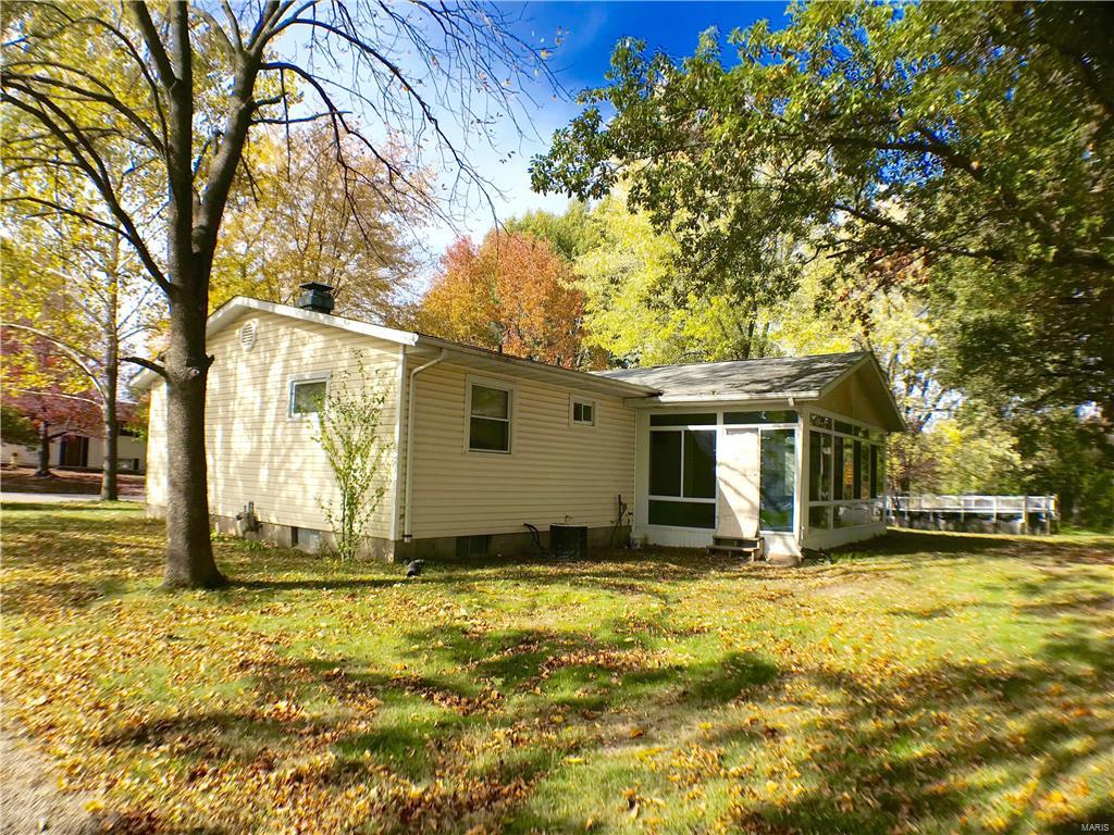 26 Birchwood Road Litchfield, IL 62056 - Photo 3 of 26 Gallery Image 3