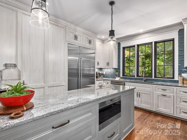 $960,000 | 202 Bent Pine Trace, Hendersonville, NC 28739