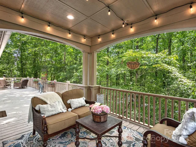 $960,000 | 202 Bent Pine Trace, Hendersonville, NC 28739