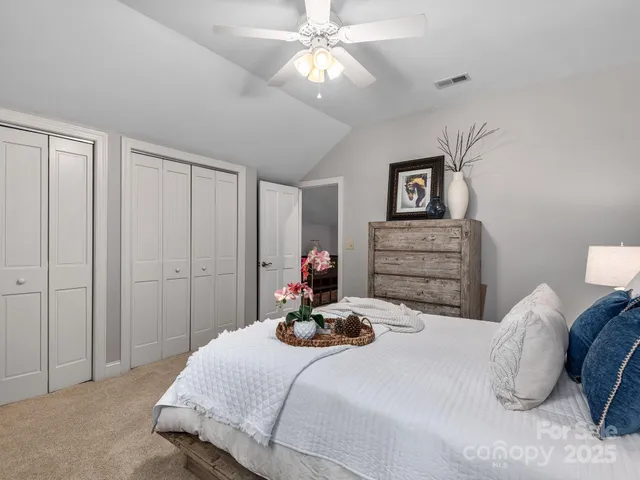 $960,000 | 202 Bent Pine Trace, Hendersonville, NC 28739