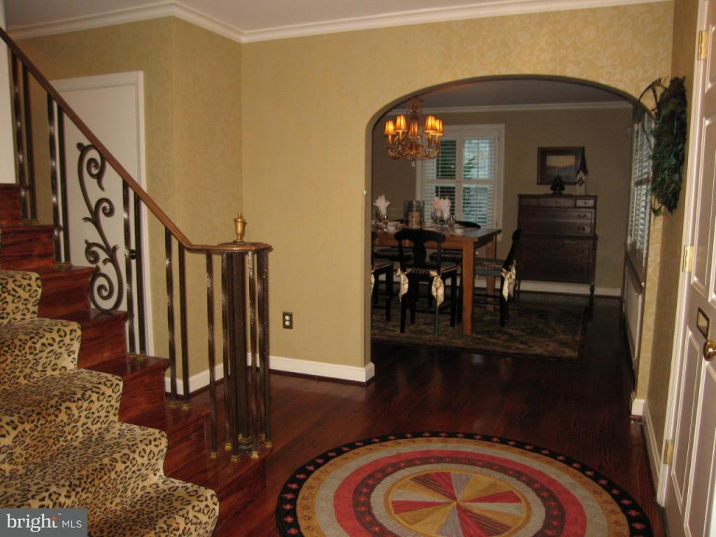 1408 Hillcrest Road Lancaster, PA 17603 - Photo 2 of 41 Gallery Image 2